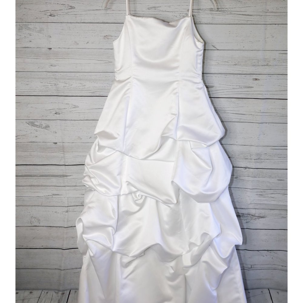 DAVIDS BRIDAL Flower Girl Dress in White